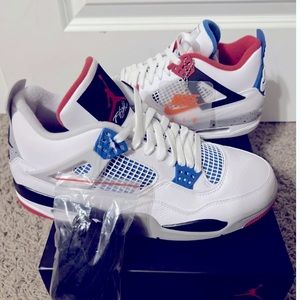 Jordan Retro 4s “WHAT THE” deadstock top 3 shoe!!